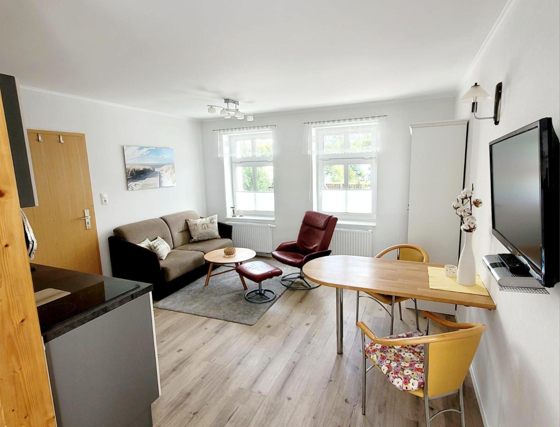 Ferienwohnung-2-In-Der-Altstadt-Fam-Harder ザスニッツ エクステリア 写真